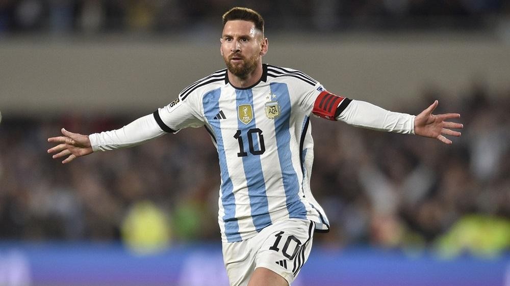 Lionel Messi nằm trong danh sách tiền đạo xuất sắc nhất thế giới